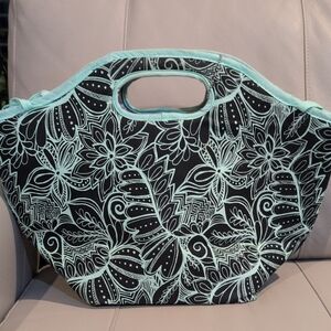 Fit & Fresh Floral Black and Mint Lunch Tote Bag